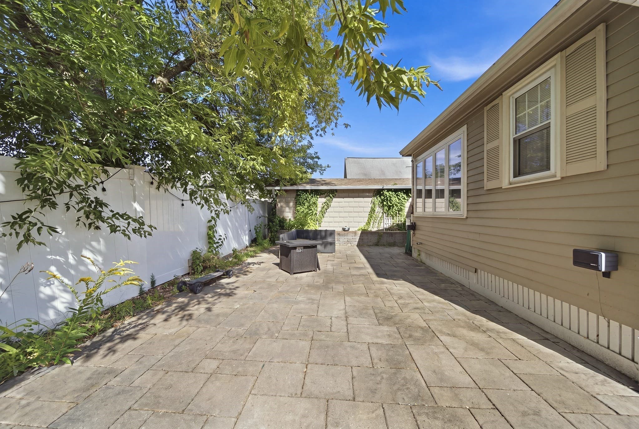 Single Family Residence at 125 Upham St, Lowell MA 01851, Lowell, photo 26 of 29
