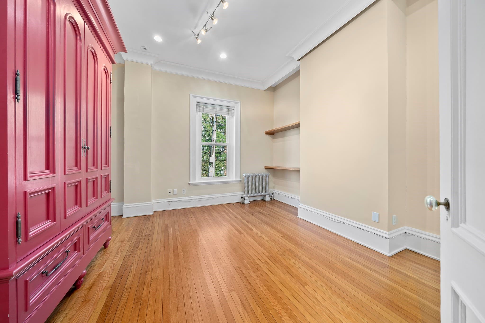 Condominium at 17 High Street # 2, Brookline MA 02445, Brookline, photo 24 of 42
