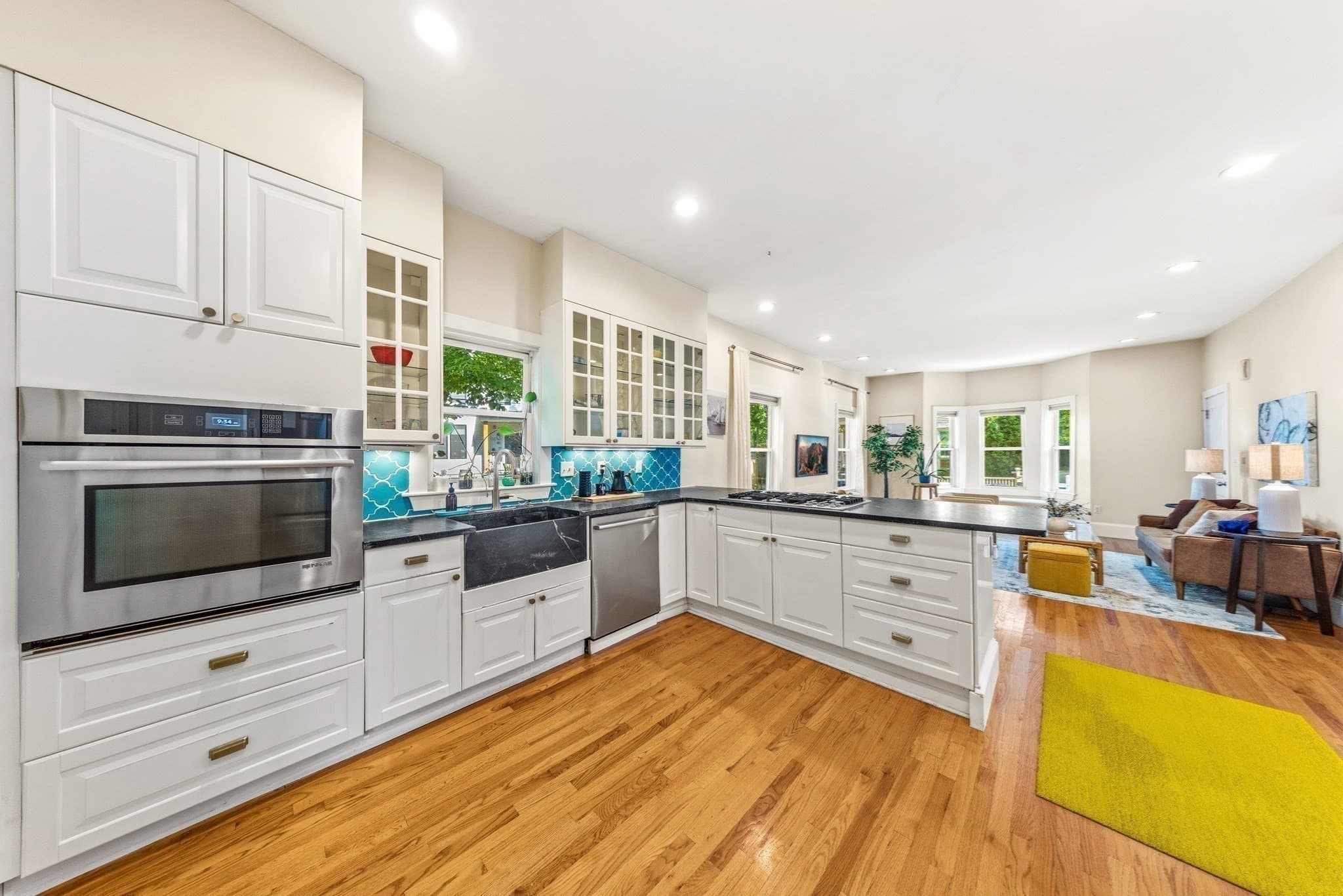 Condominium at 36 Oak St # 1, Somerville MA 02143, Somerville, photo 5 of 28