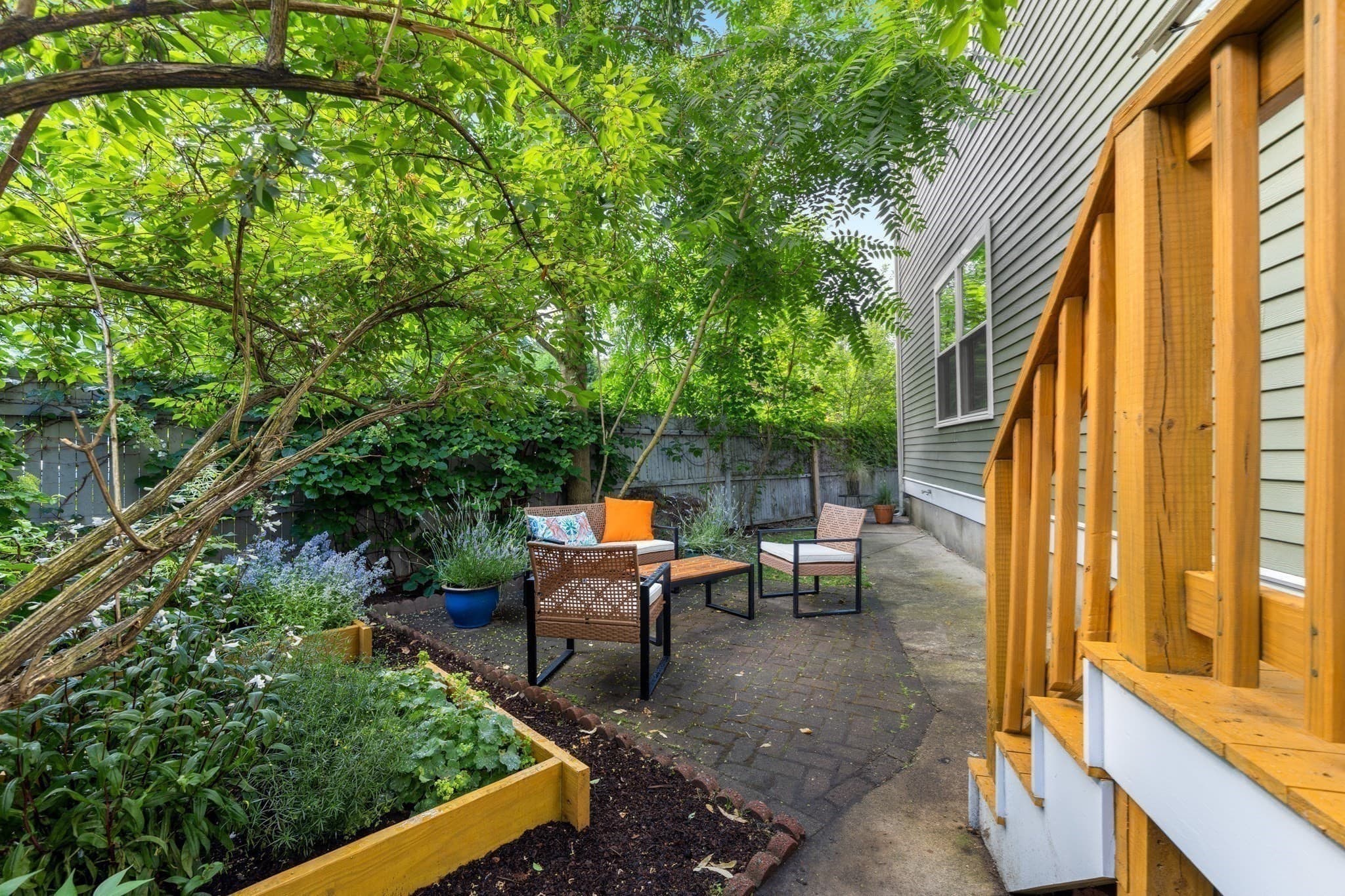 Condominium at 36 Oak St # 1, Somerville MA 02143, Somerville, photo 24 of 28