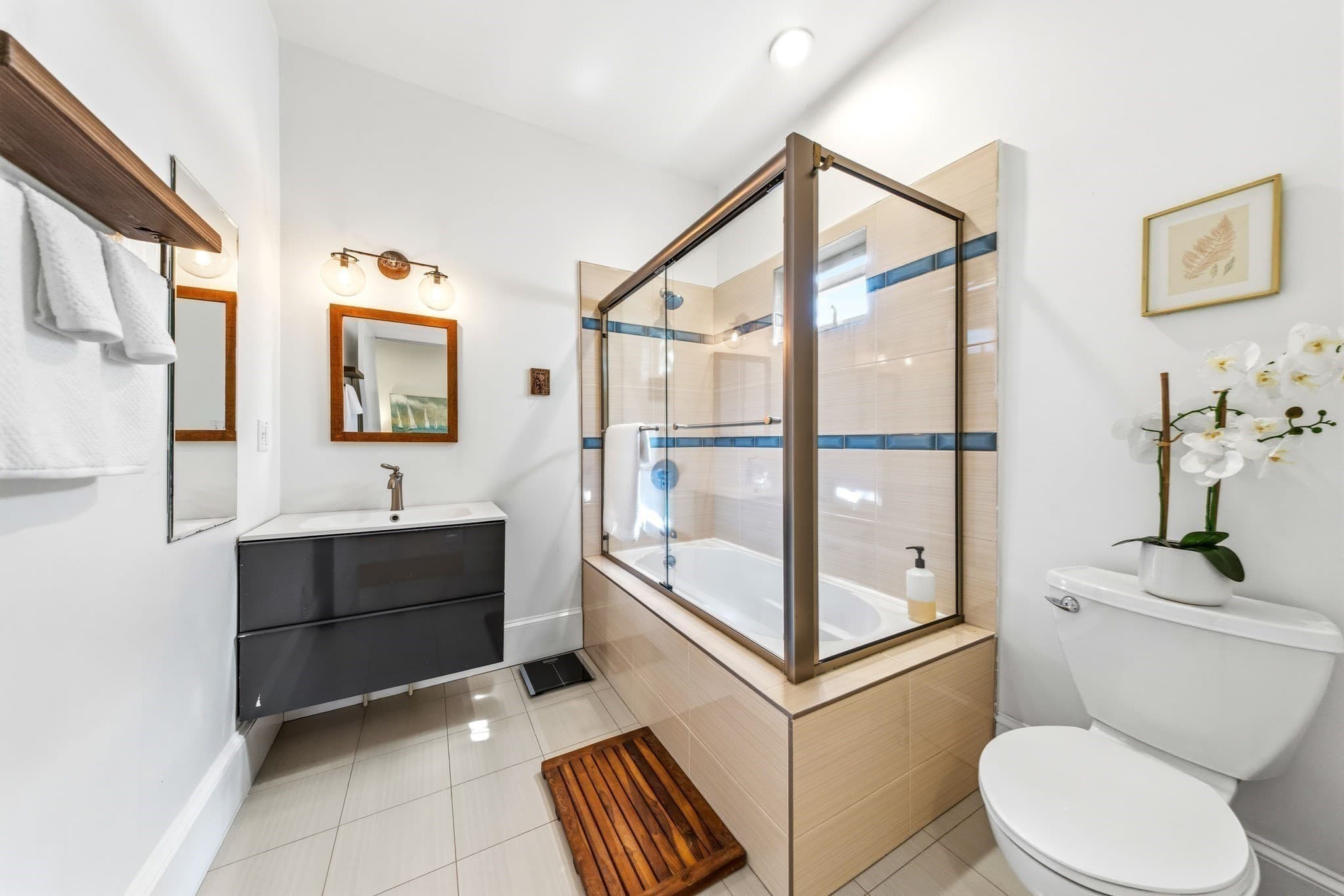 Condominium at 36 Oak St # 1, Somerville MA 02143, Somerville, photo 15 of 28