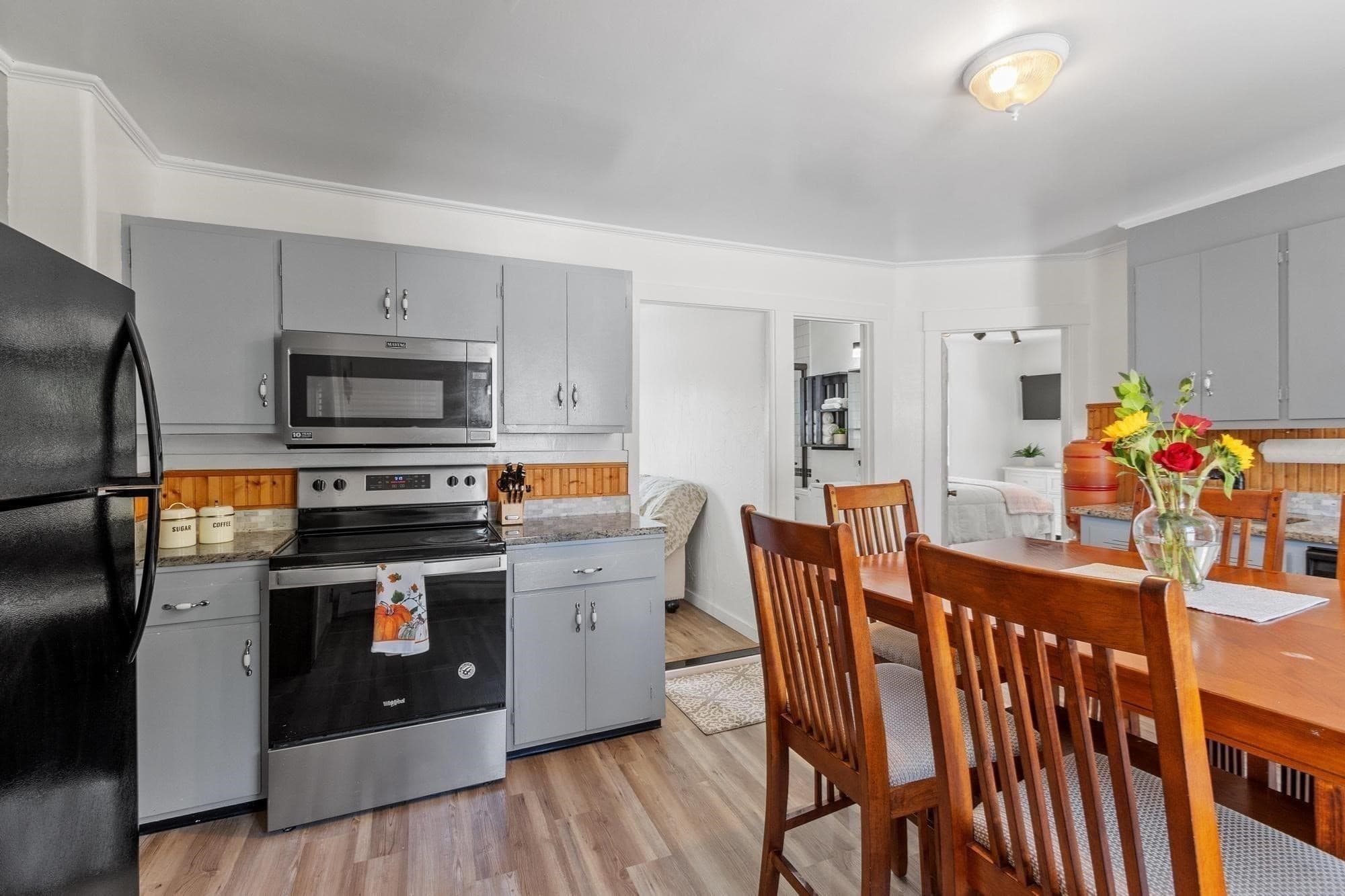 2 Family - 2 Units Up/Down at 262 Oak Street, Clinton MA 01510, Clinton, photo 3 of 42