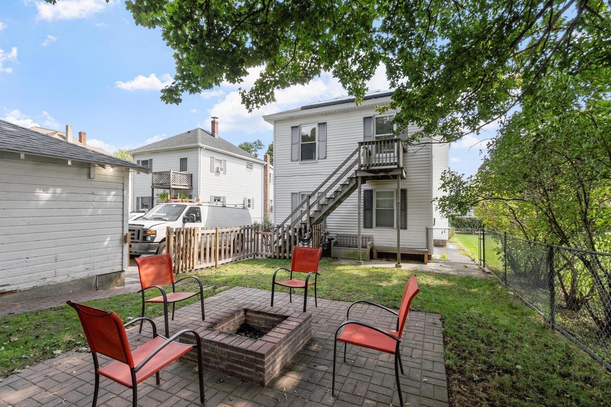 2 Family - 2 Units Up/Down at 262 Oak Street, Clinton MA 01510, Clinton, photo 32 of 42