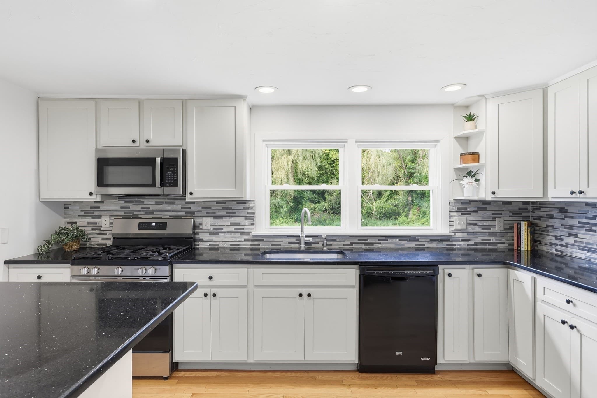 Single Family Residence at 501 Newtown Road, Littleton MA 01460, Littleton, photo 16 of 40