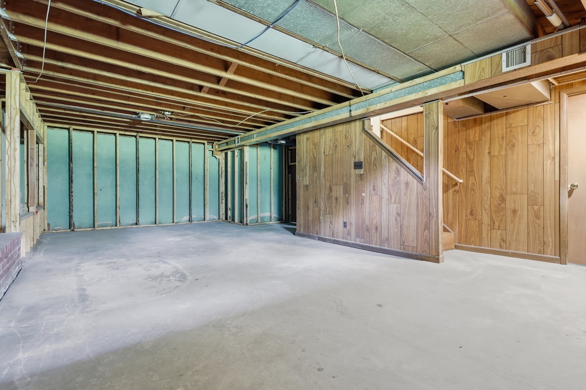 Single Family Residence at 501 Newtown Road, Littleton MA 01460, Littleton, photo 35 of 40