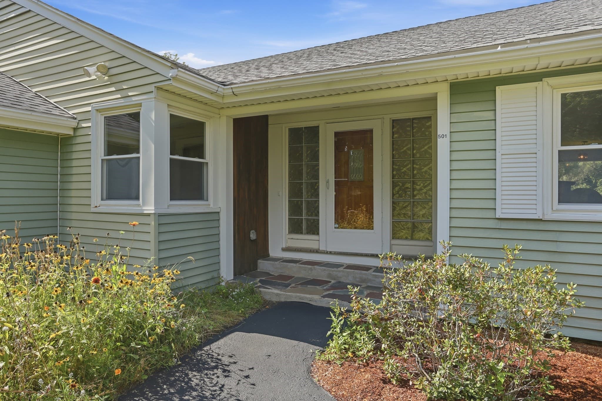 Single Family Residence at 501 Newtown Road, Littleton MA 01460, Littleton, photo 4 of 40