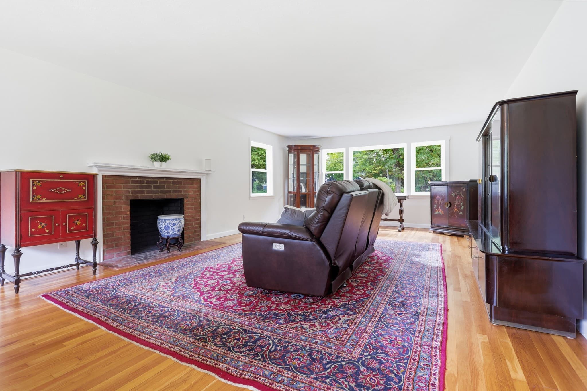 Single Family Residence at 501 Newtown Road, Littleton MA 01460, Littleton, photo 8 of 40