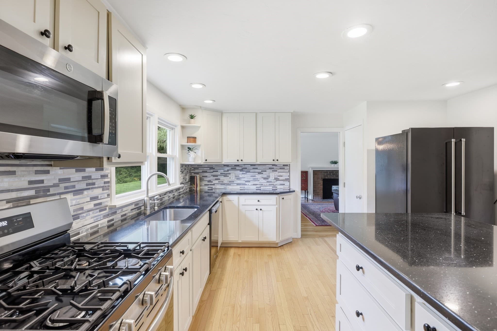 Single Family Residence at 501 Newtown Road, Littleton MA 01460, Littleton, photo 21 of 40