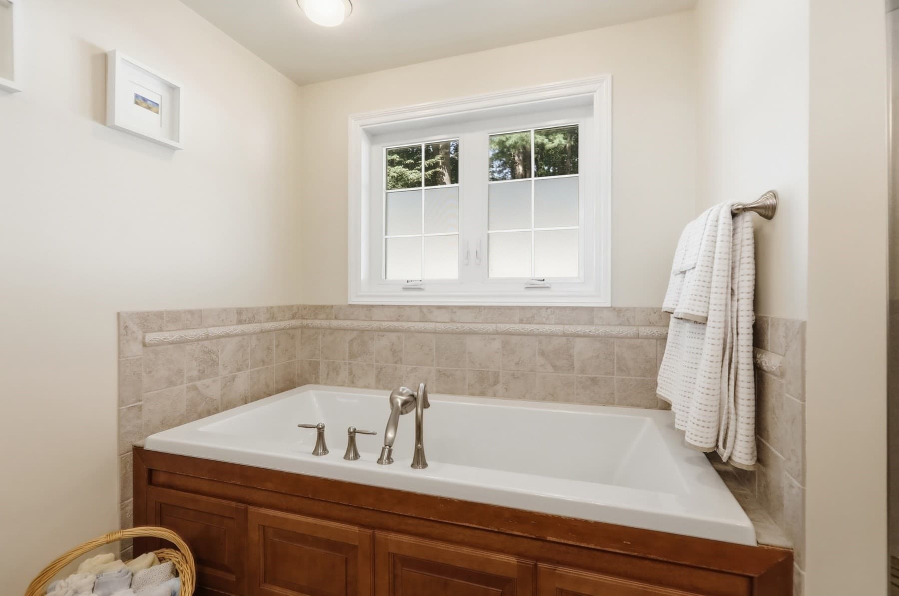 Single Family Residence at 33 Westwind Rd., Andover MA 01810, Andover, photo 17 of 29