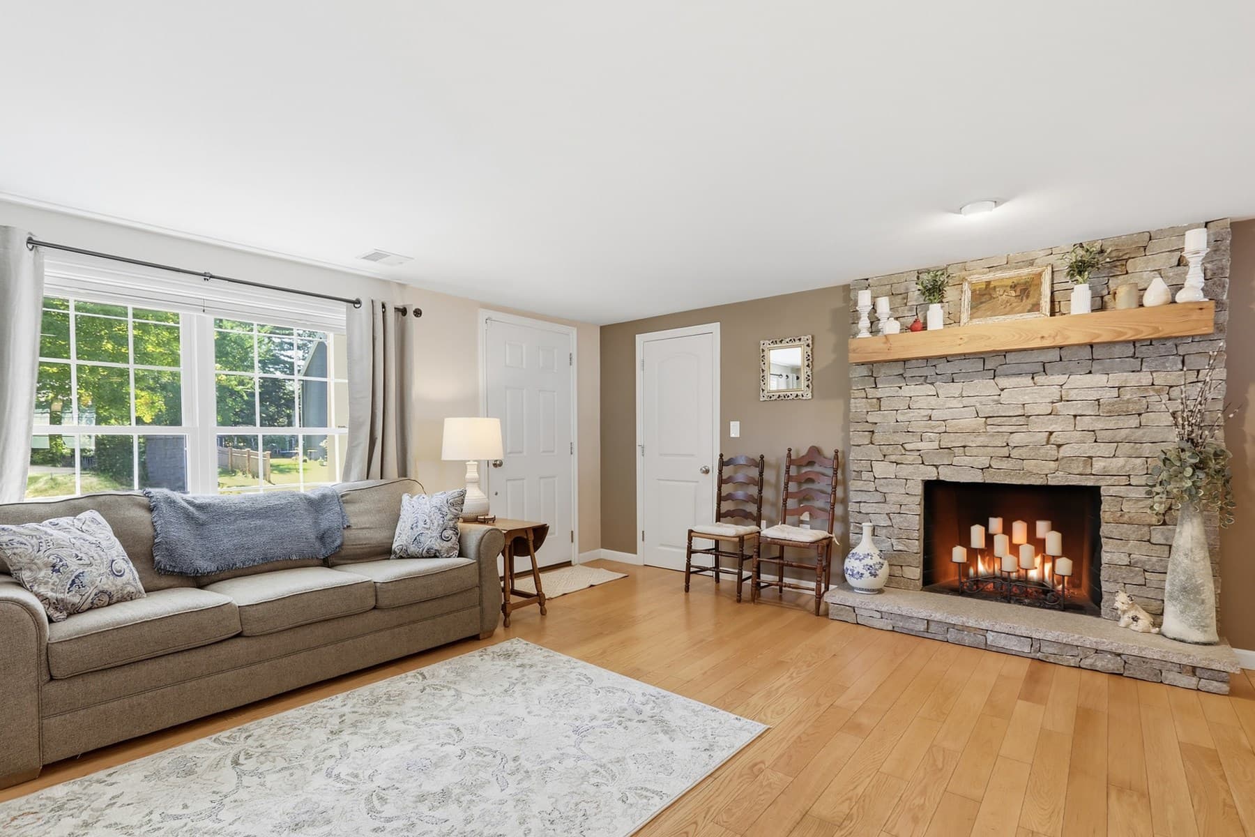 Single Family Residence at 33 Westwind Rd., Andover MA 01810, Andover, photo 5 of 29