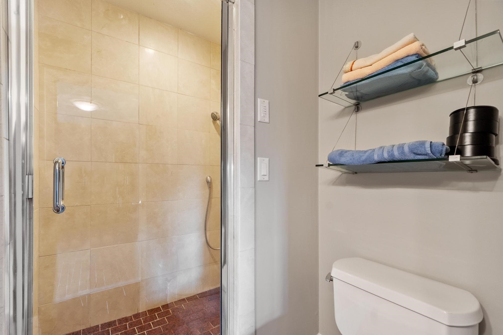 Condominium at 199 Coolidge Ave # 312, Watertown MA 02472, Watertown, photo 20 of 35