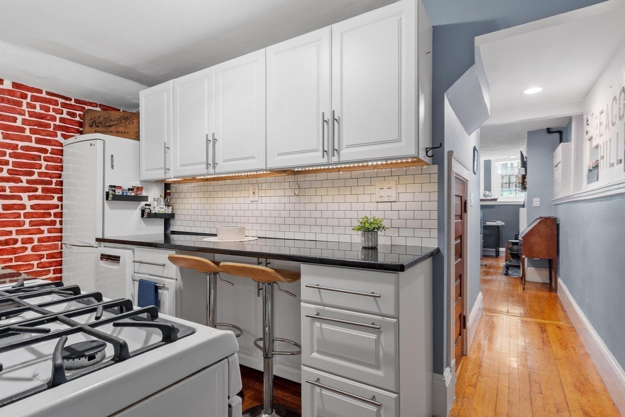 Condominium at 51 Revere St # 1, Boston MA 02114, photo 16 of 29