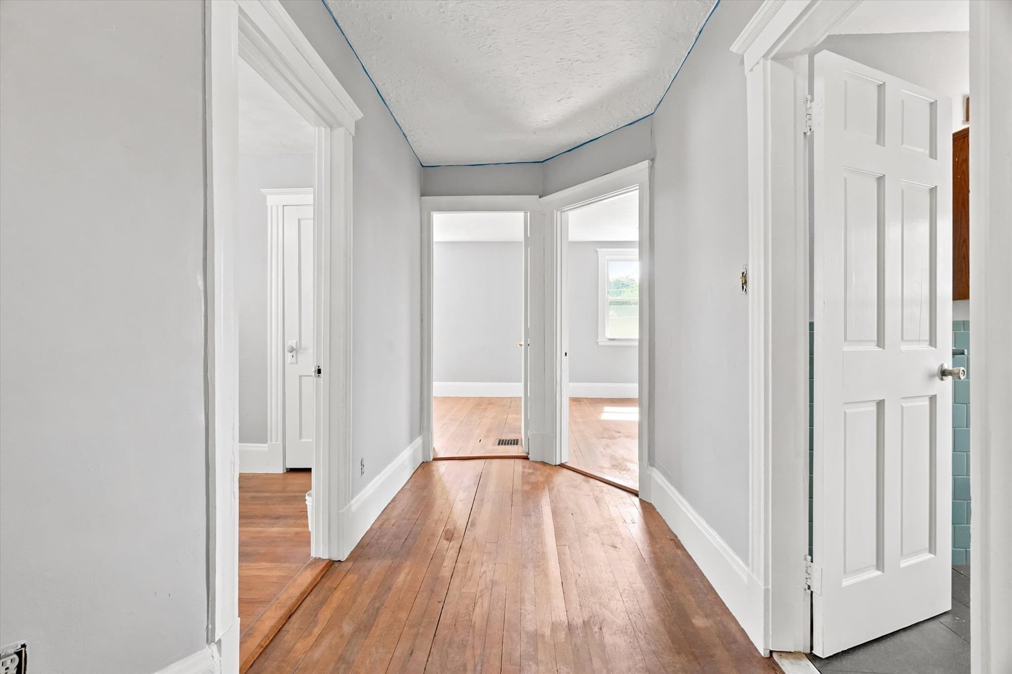 Single Family Residence at 6 Cliff Street, Lynn MA 01905, Lynn, photo 17 of 40
