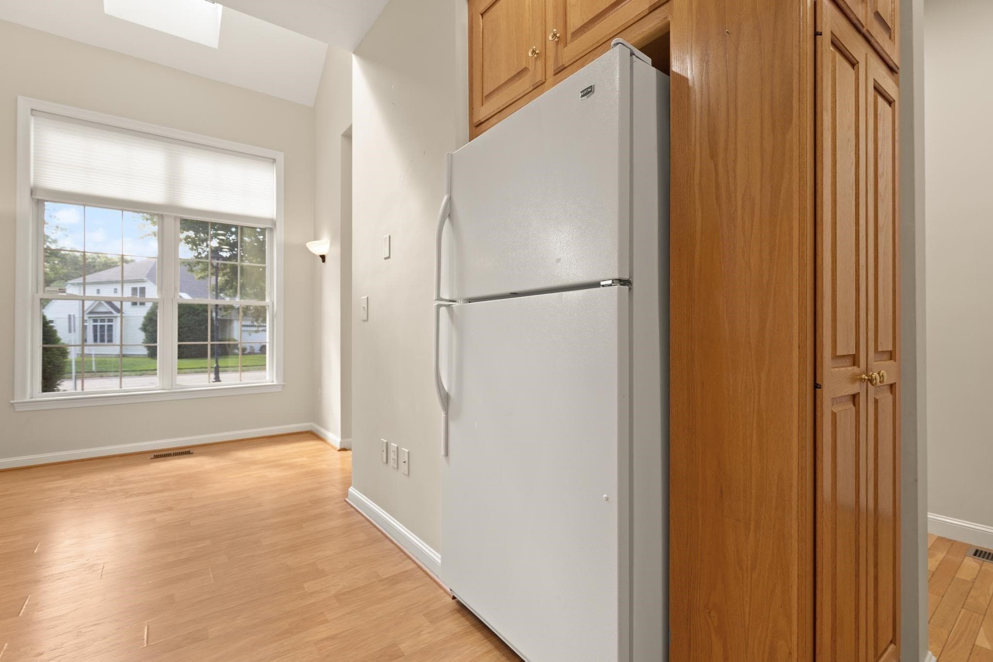 Condominium at 9 Kingson Ln # 6, Medway MA 02053, Medway, photo 23 of 42