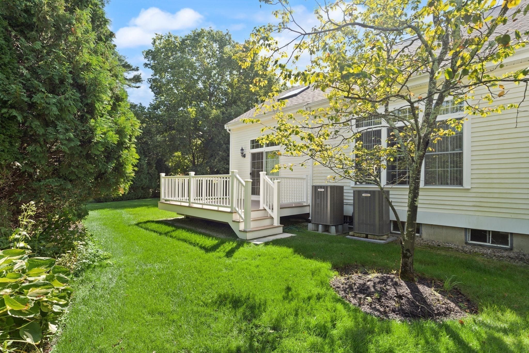 Condominium at 9 Kingson Ln # 6, Medway MA 02053, Medway, photo 36 of 42