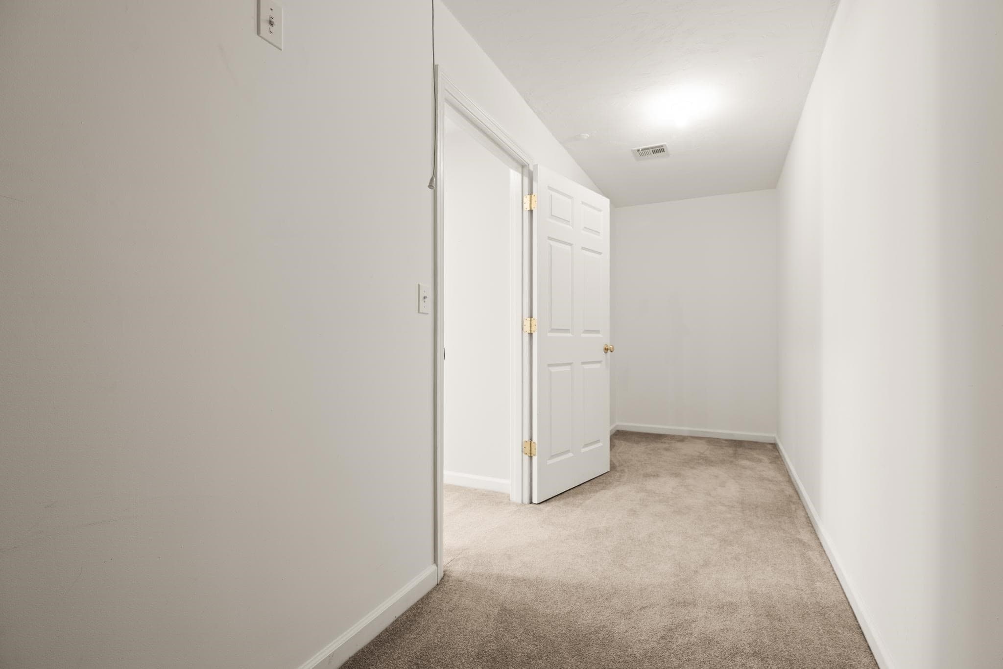 Condominium at 9 Kingson Ln # 6, Medway MA 02053, Medway, photo 34 of 42