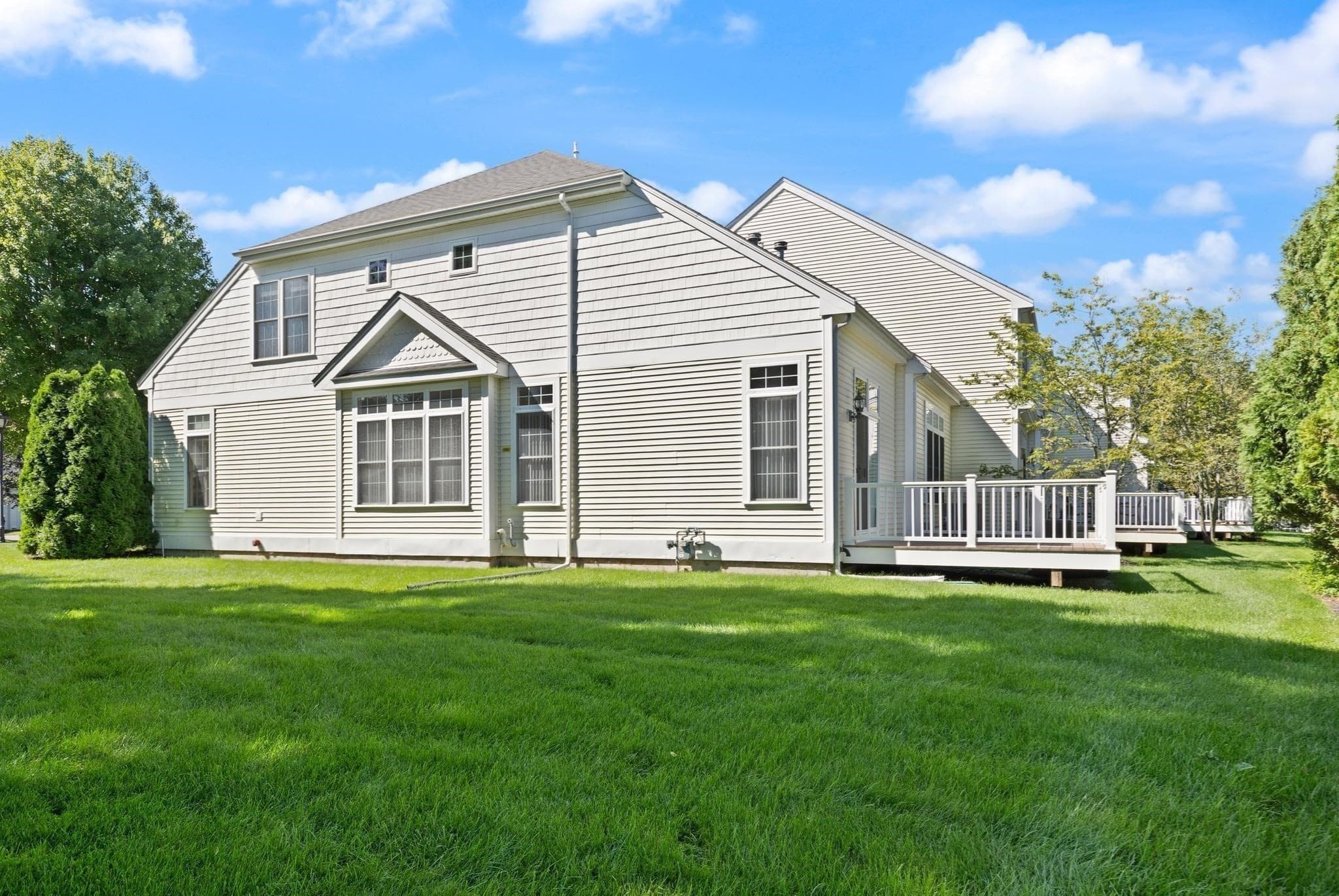 Condominium at 9 Kingson Ln # 6, Medway MA 02053, Medway, photo 37 of 42