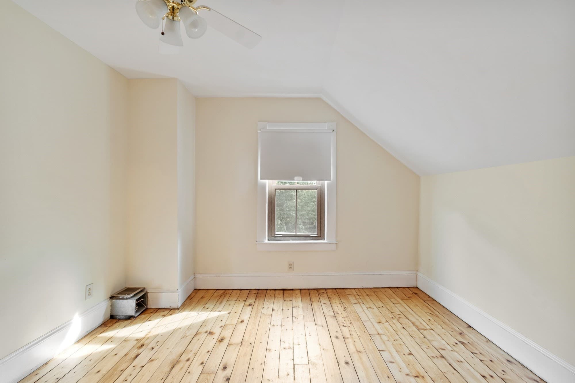 Single Family Residence at 57 Llewellyn St, Lowell MA 01850, Lowell, photo 33 of 42