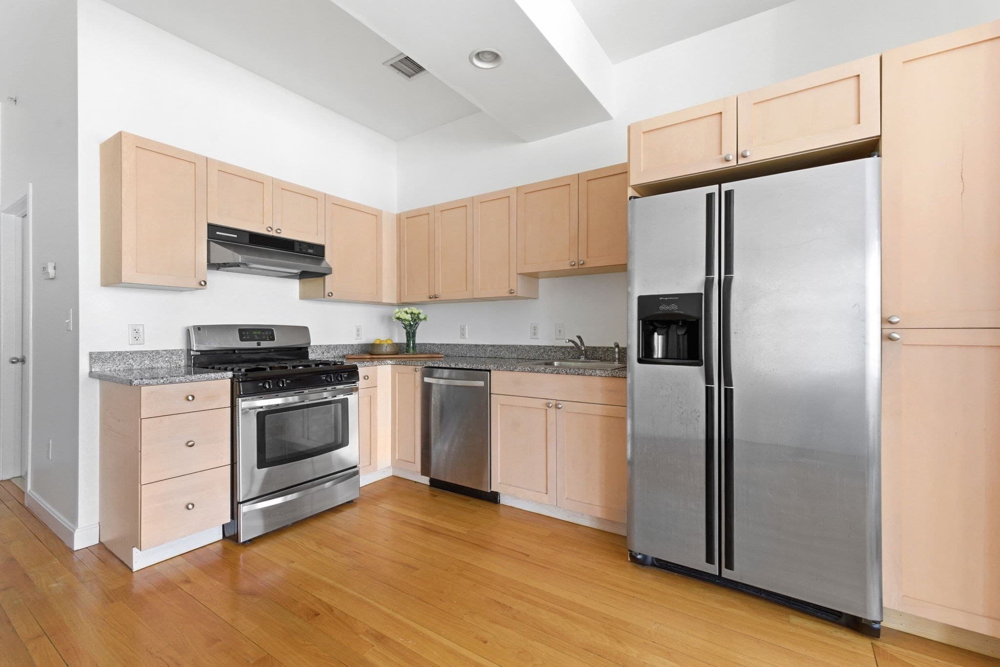 Condominium at 156 Chelsea Street # 201, Boston MA 02128, Boston, photo 7 of 20