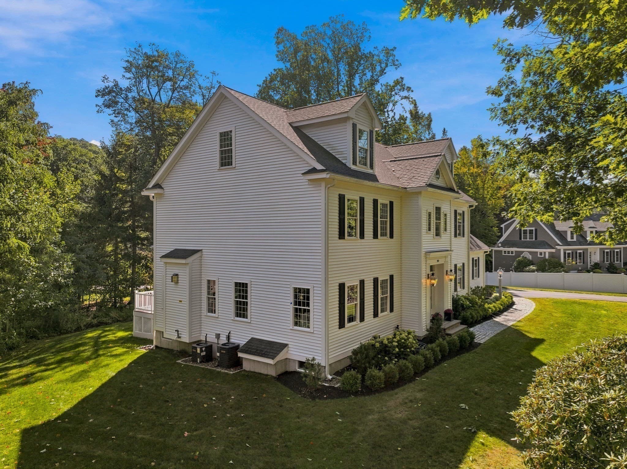 Single Family Residence at 303 Chestnut St, North Andover MA 01845, North Andover, photo 39 of 42