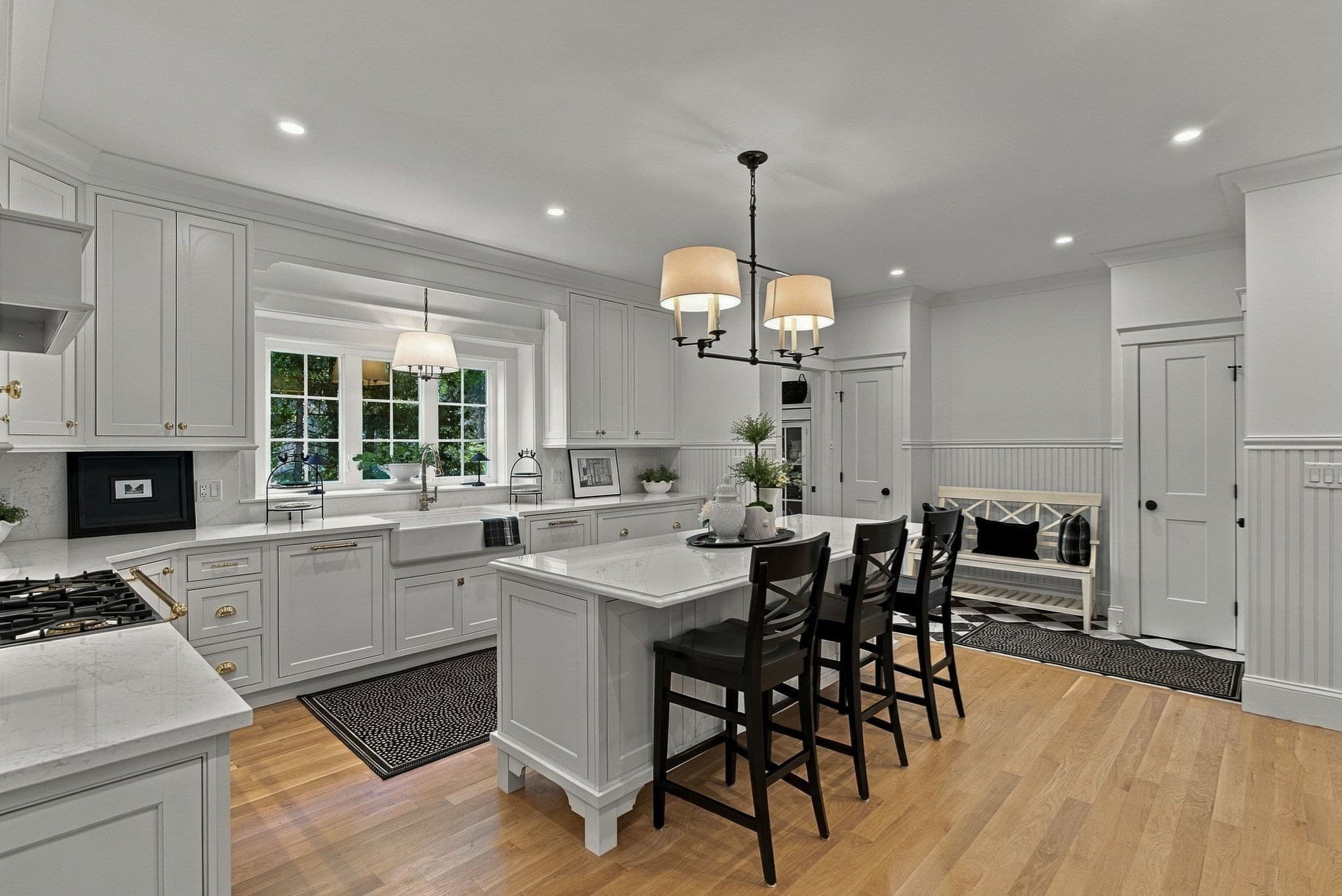 Single Family Residence at 303 Chestnut St, North Andover MA 01845, North Andover, photo 4 of 42