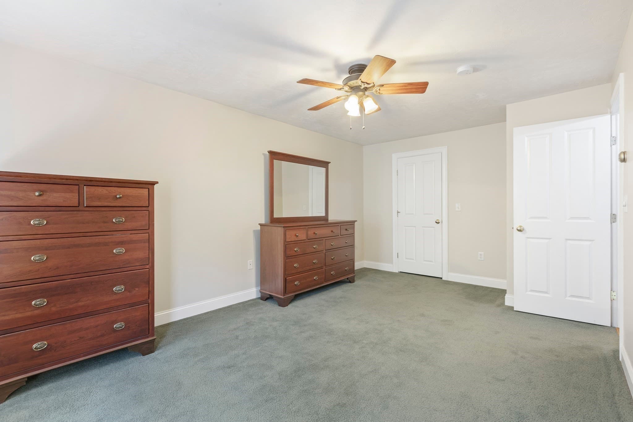 Single Family Residence at 3 Brunelle Dr, Rutland MA 01543, Rutland, photo 23 of 41