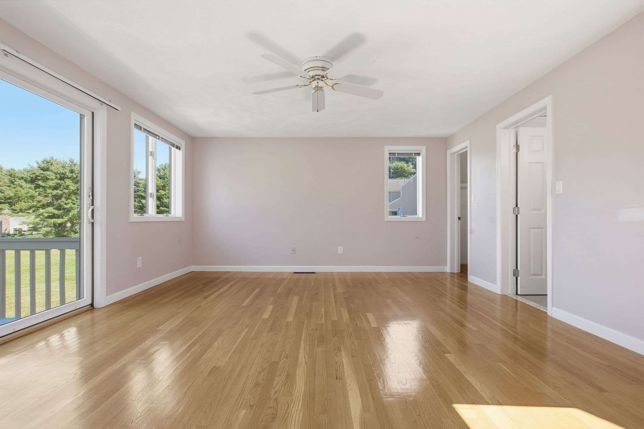 Condominium at 33 Mid Iron Dr # 33, North Reading MA 01864, North Reading, photo 17 of 39