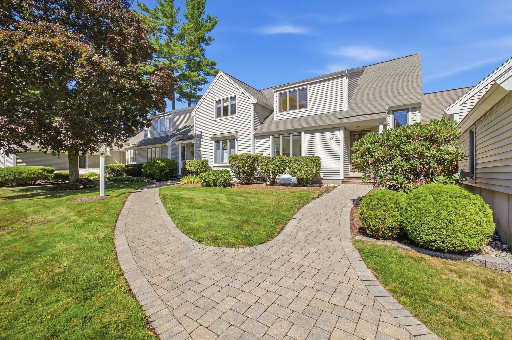 33 Mid Iron Dr # 33, North Reading MA 01864