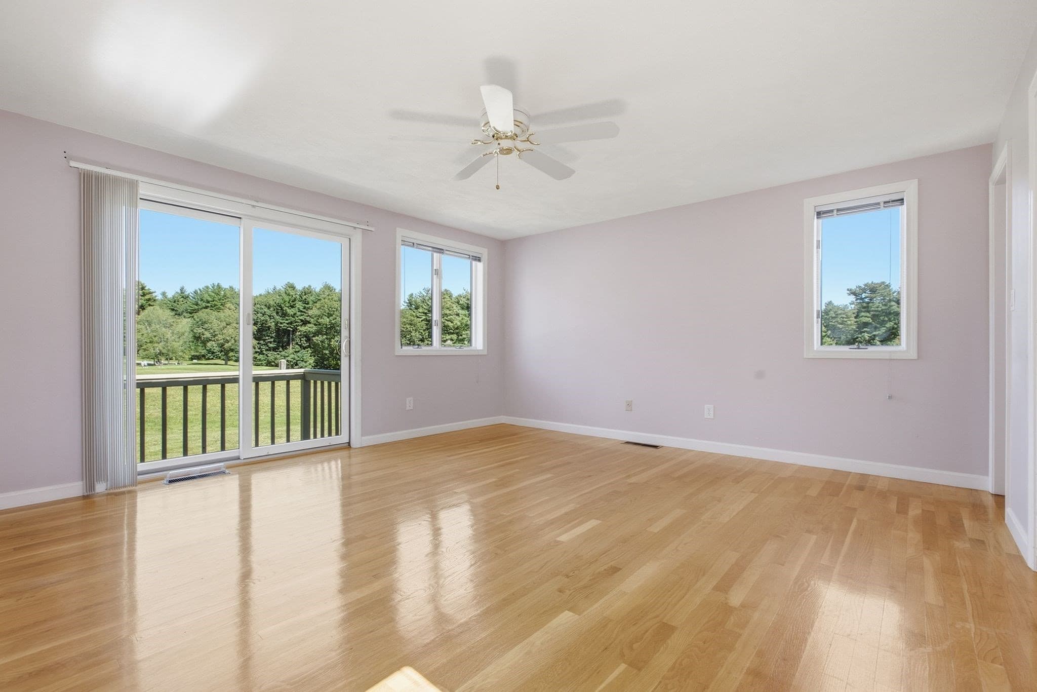 Condominium at 33 Mid Iron Dr # 33, North Reading MA 01864, North Reading, photo 15 of 39
