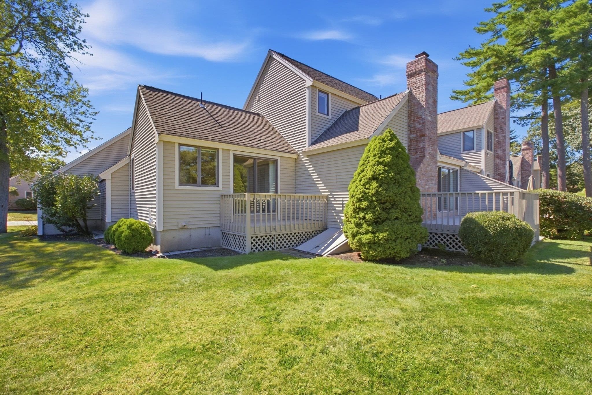 Condominium at 33 Mid Iron Dr # 33, North Reading MA 01864, North Reading, photo 29 of 39
