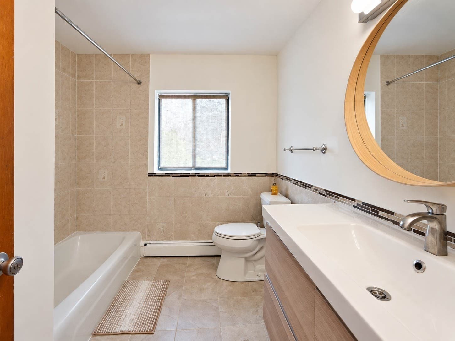 Condominium at 27 Alpine St # 8, Malden MA 02148, Malden, photo 15 of 26