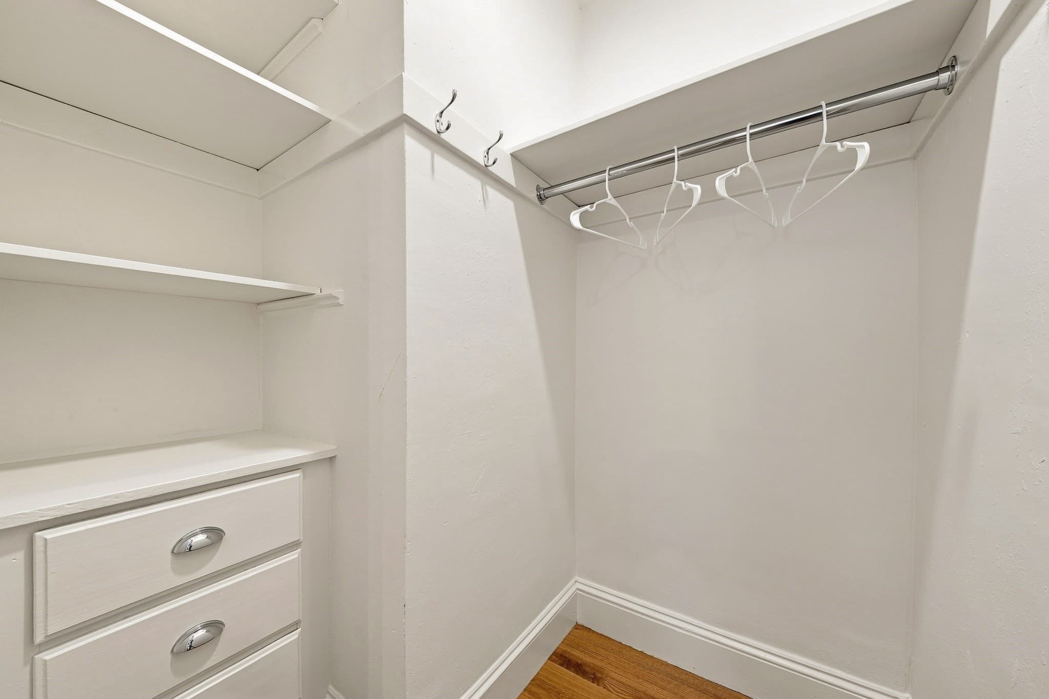 Condominium at 43 Linnaean # 2A, Cambridge MA 02138, Cambridge, photo 20 of 40