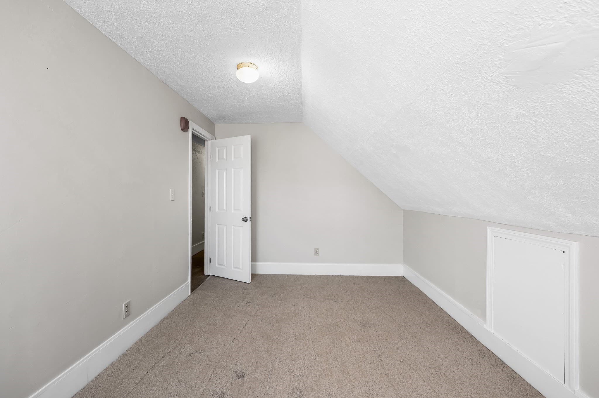 5-9 Family at 3-13 Agawam St., Lowell MA 01852, Lowell, photo 16 of 32