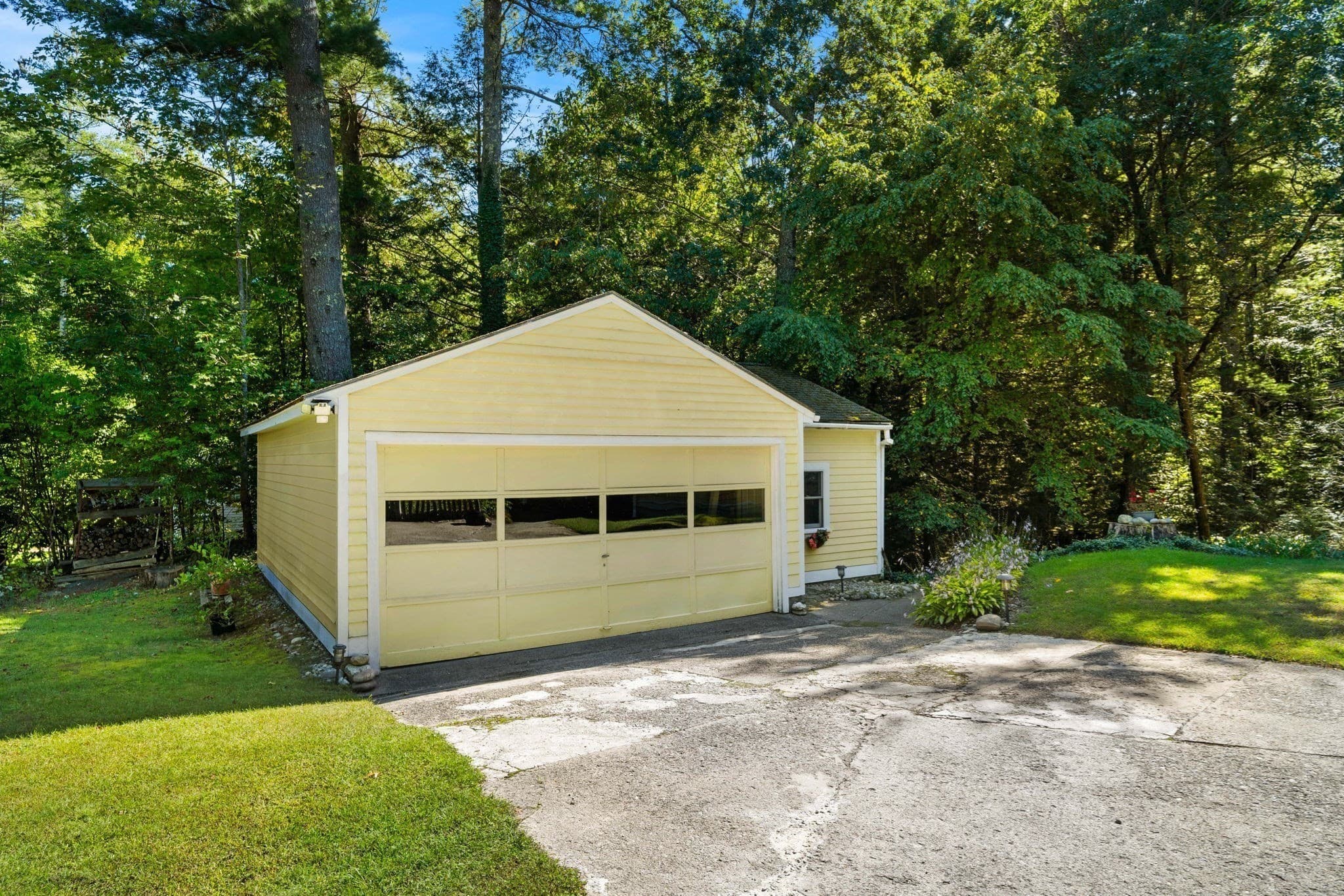 Single Family Residence at 64 Lakeside Dr, Groton MA 01450, Groton, photo 32 of 38