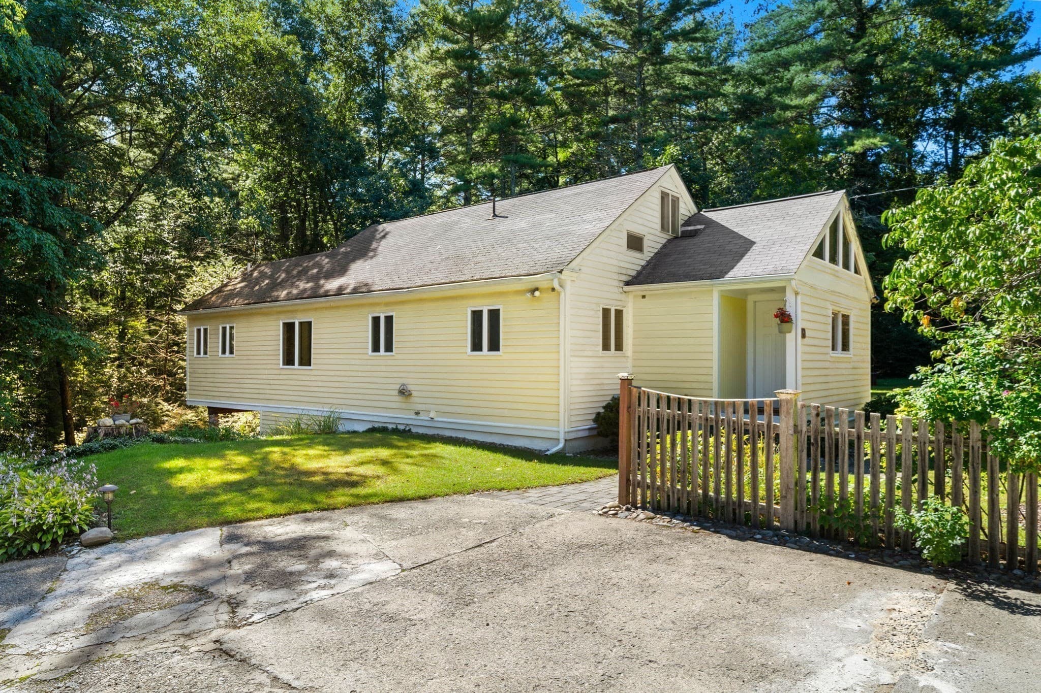 Single Family Residence at 64 Lakeside Dr, Groton MA 01450, Groton, photo 30 of 38