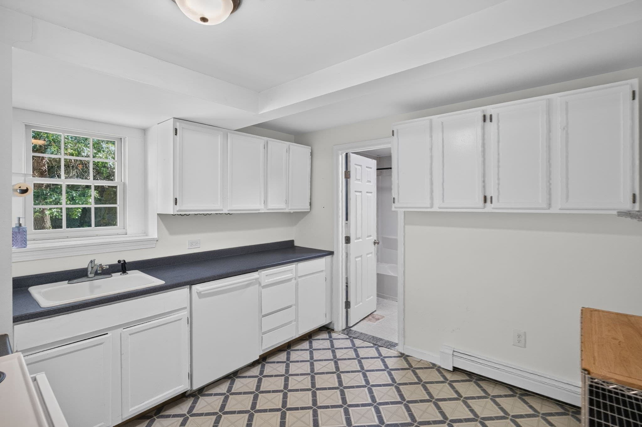 Single Family Residence at 1 Seneca Lane, Plymouth MA 02360, Plymouth, photo 33 of 40