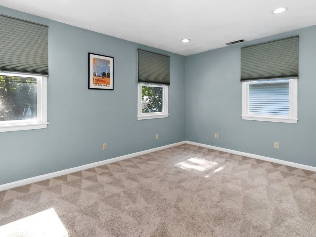 Single Family Residence at 81 Wetherbee Road, Waltham MA 02453, Waltham, photo 22 of 42