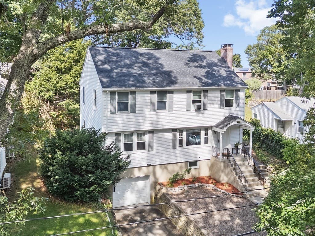 81 Wetherbee Road, Waltham MA 02453