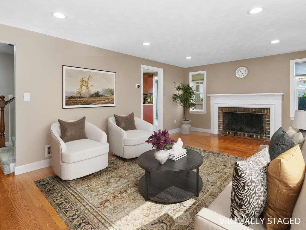 Single Family Residence at 81 Wetherbee Road, Waltham MA 02453, Waltham, photo 10 of 42