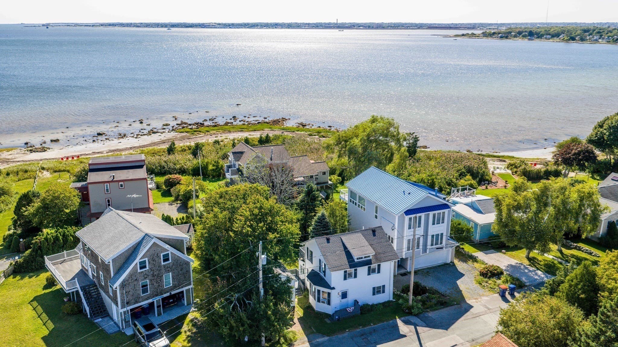 Single Family Residence at 7 Bayview Ave, Fairhaven MA 02719, Fairhaven, photo 6 of 35