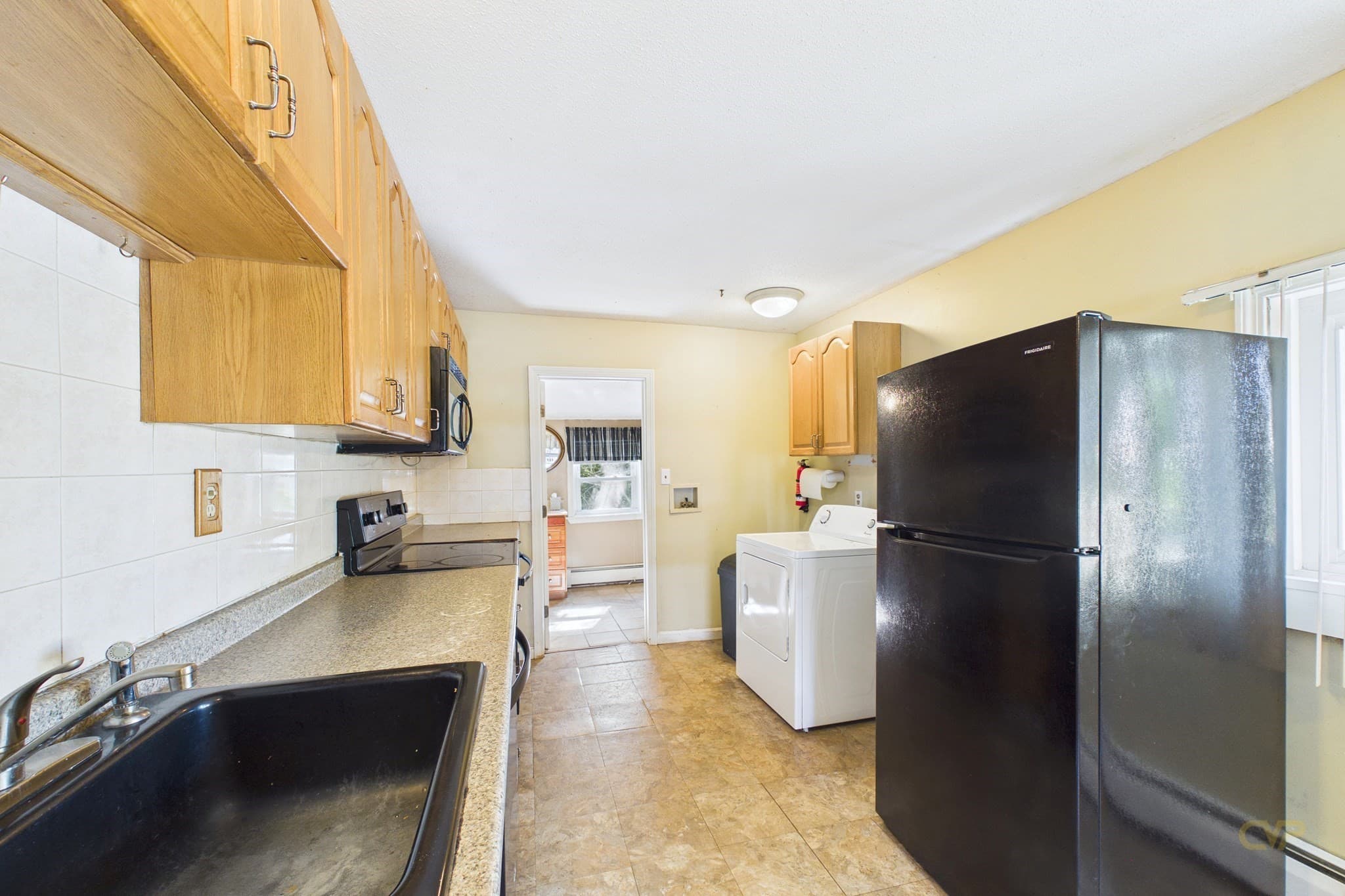 Single Family Residence at 7 Bayview Ave, Fairhaven MA 02719, Fairhaven, photo 19 of 35