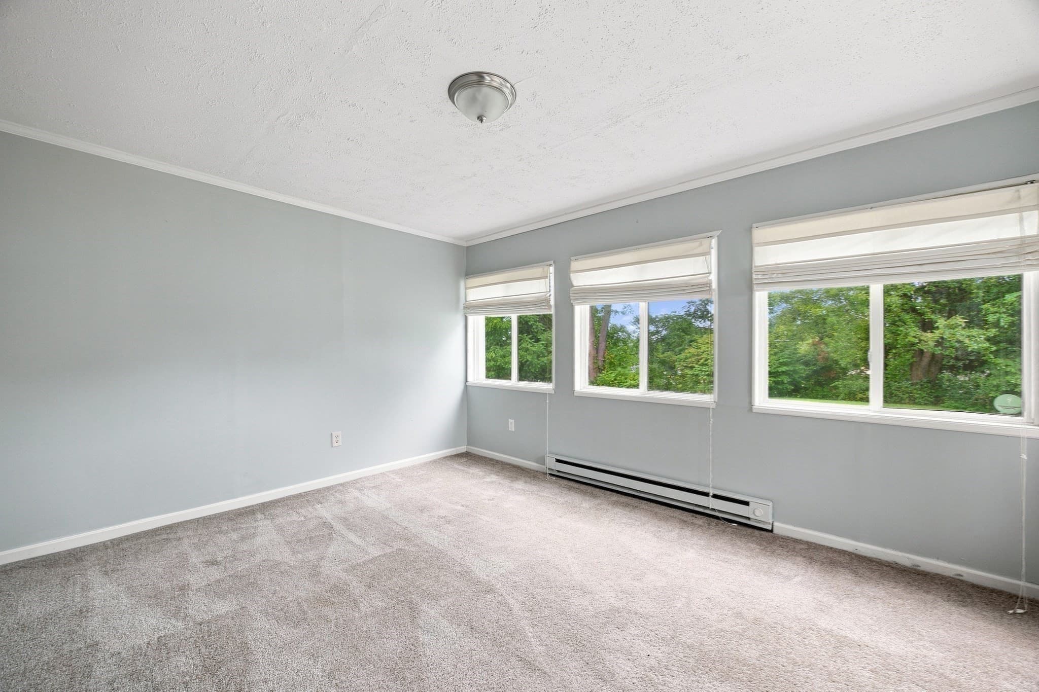 Single Family Residence at 12 Park Ave, Holyoke MA 01040, Holyoke, photo 16 of 21