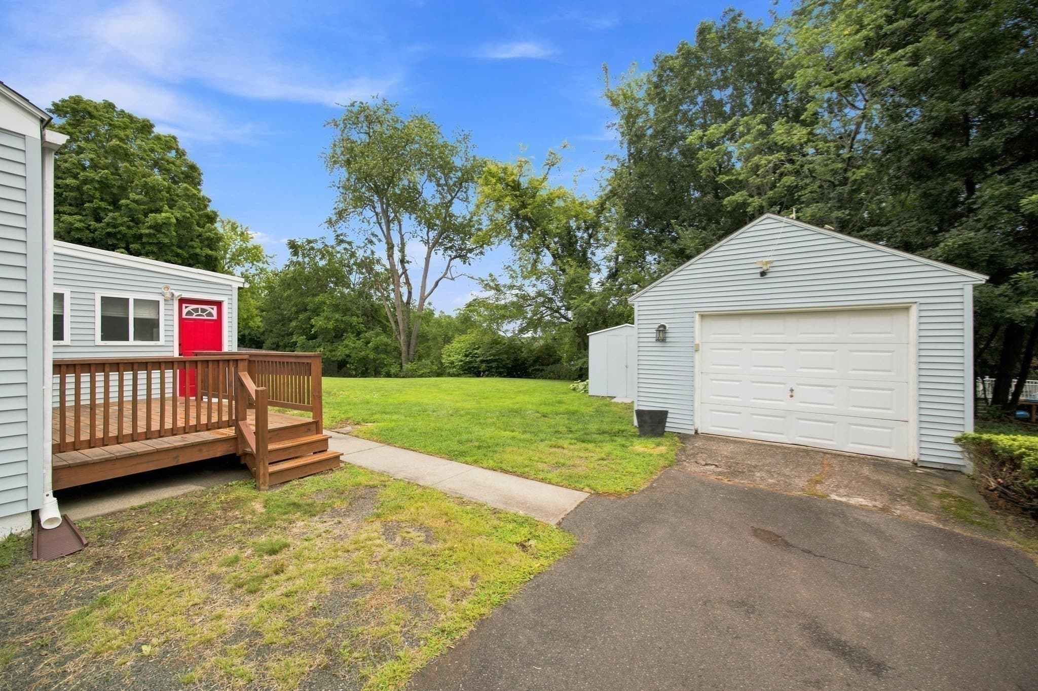 Single Family Residence at 12 Park Ave, Holyoke MA 01040, Holyoke, photo 3 of 21