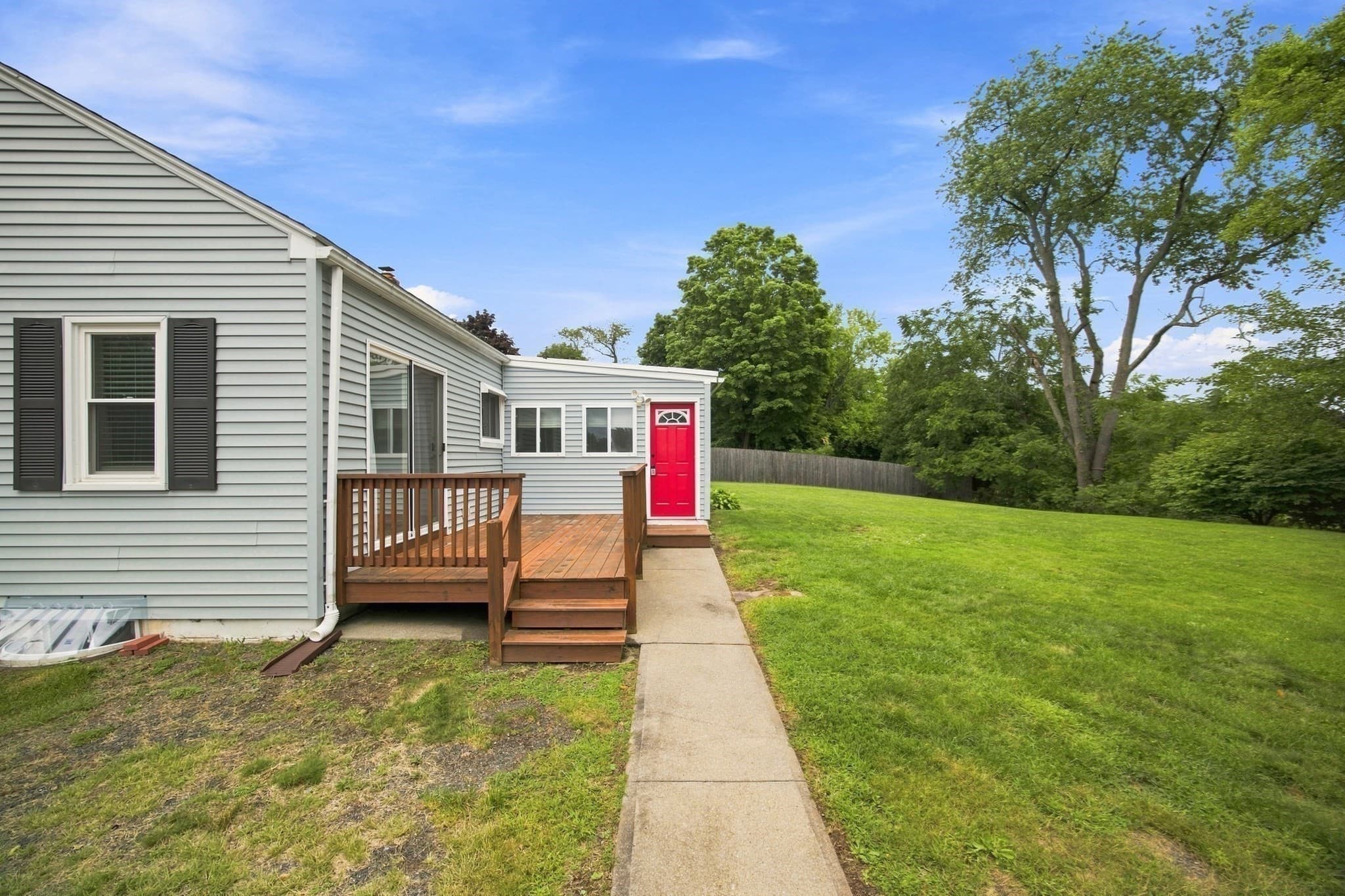 Single Family Residence at 12 Park Ave, Holyoke MA 01040, Holyoke, photo 20 of 21