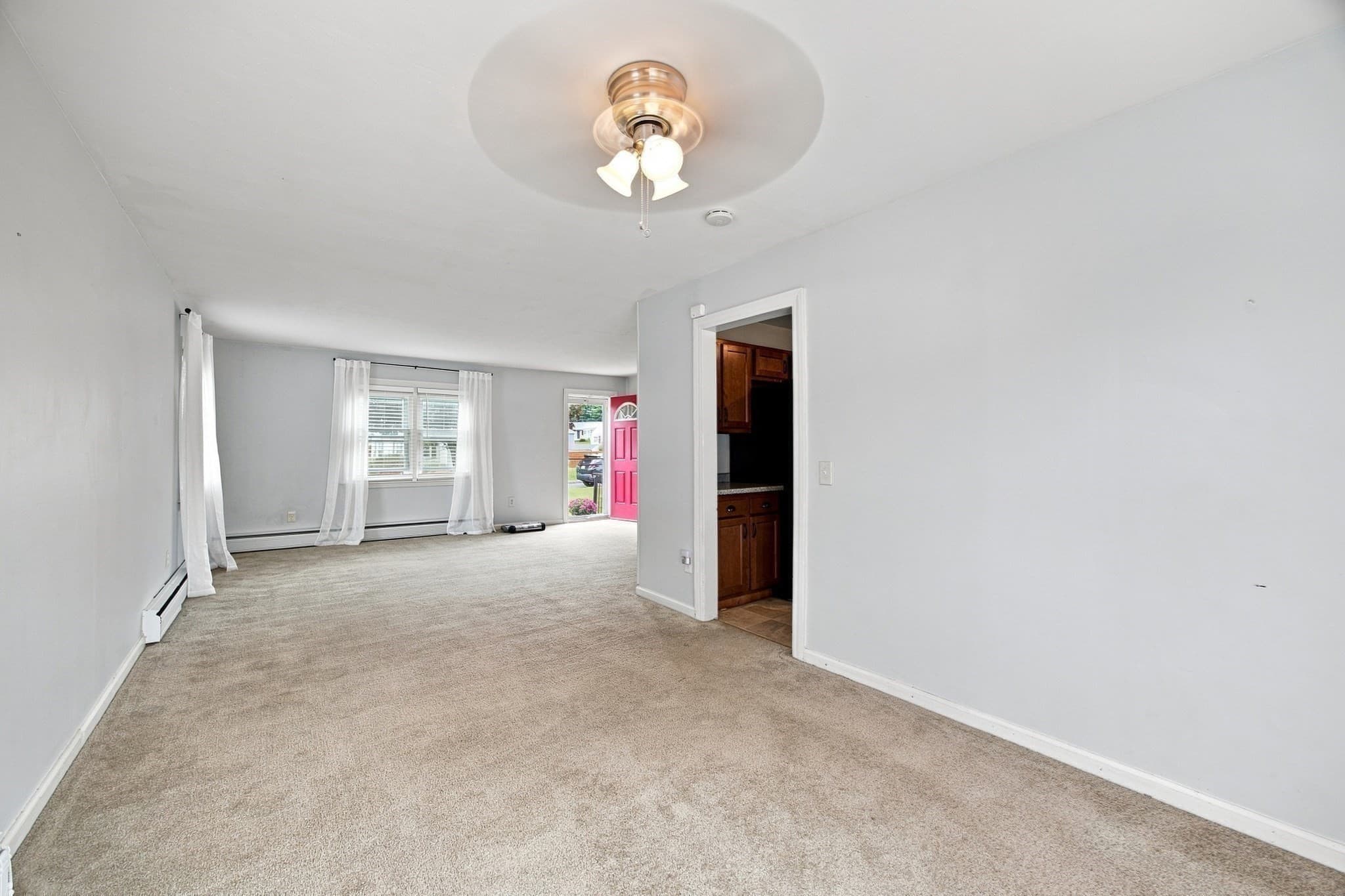 Single Family Residence at 12 Park Ave, Holyoke MA 01040, Holyoke, photo 8 of 21