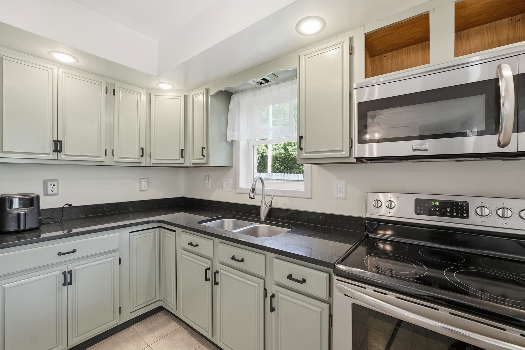 Single Family Residence at 200 Wilbraham Rd, Monson MA 01057, Monson, photo 11 of 39