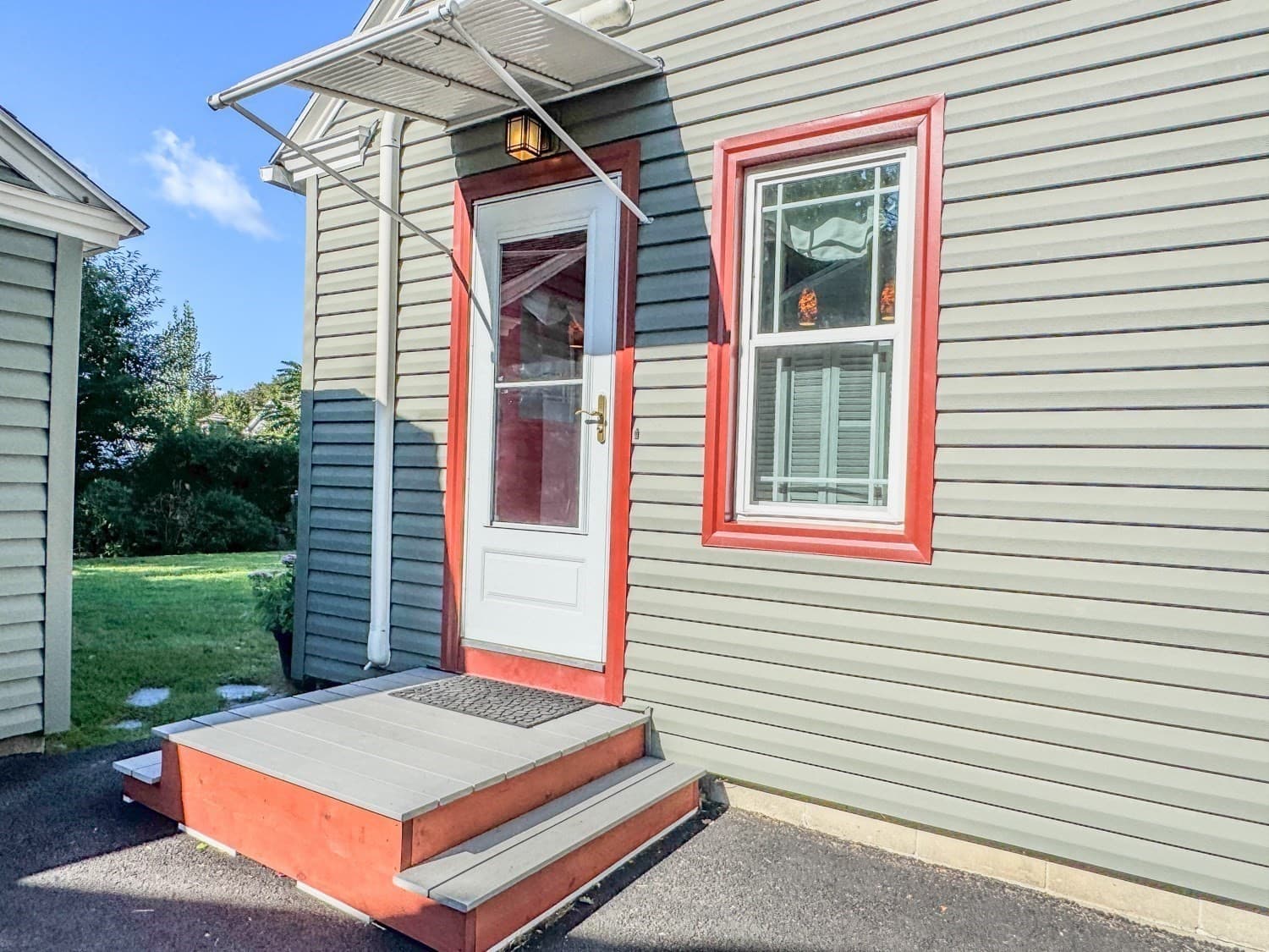 Single Family Residence at 82 Smith Street, Greenfield MA 01301, Greenfield, photo 4 of 42