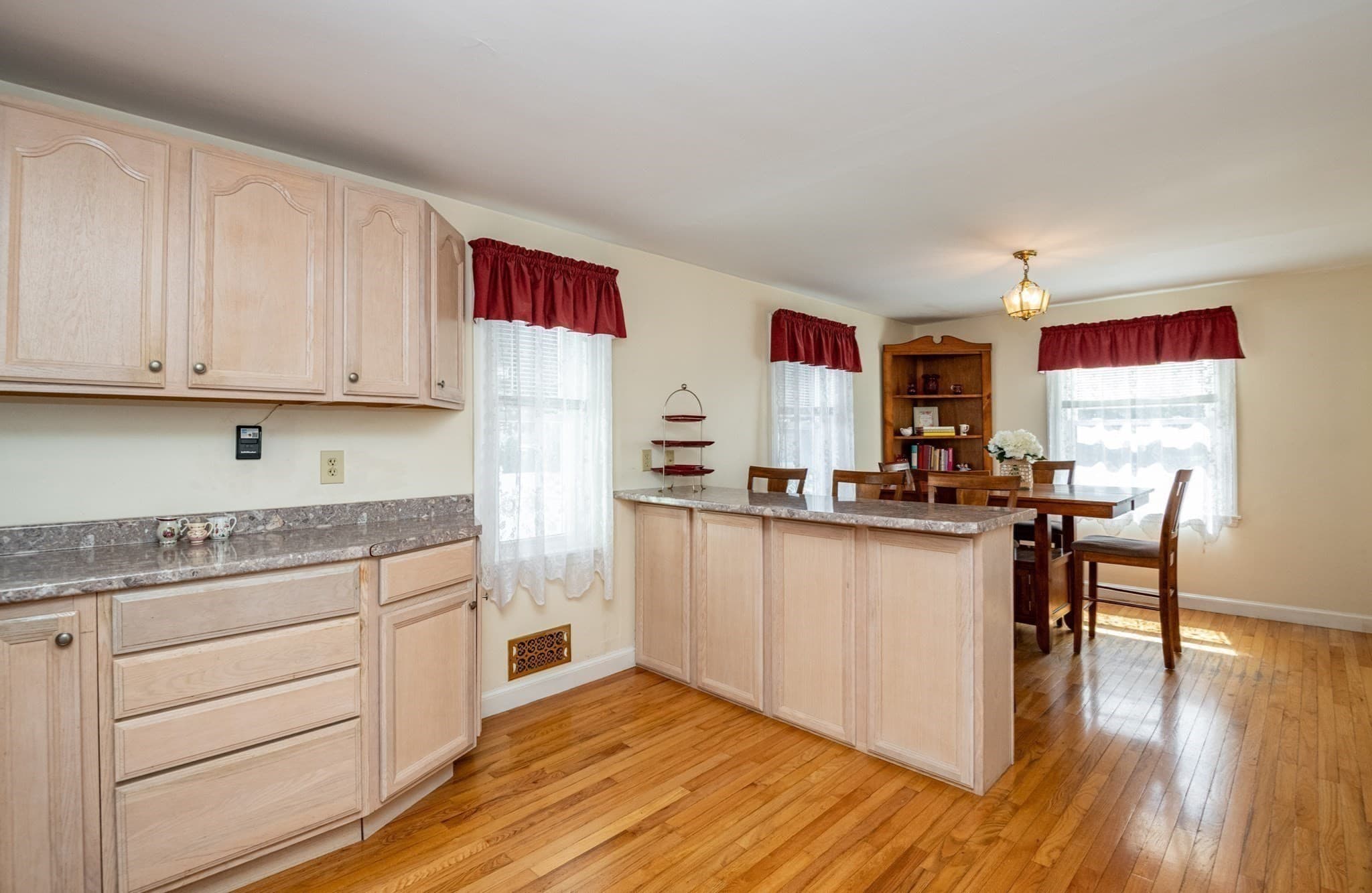 Single Family Residence at 31 Eustis St., Saugus MA 01906, Saugus, photo 18 of 42