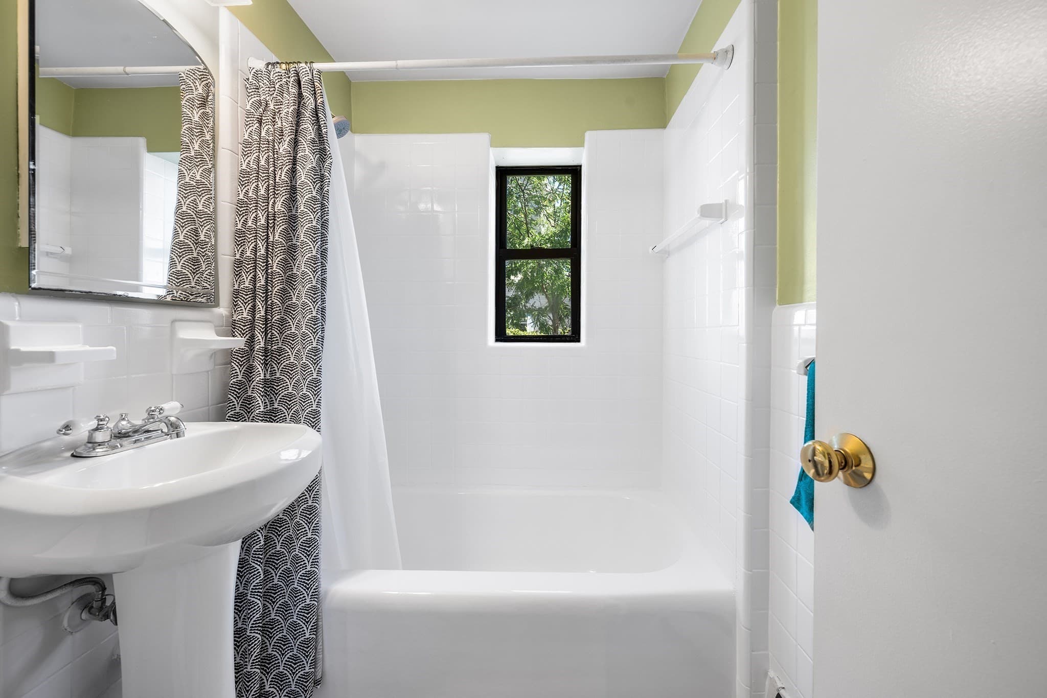 Condominium at 116 Washington St # 2, Medford MA 02155, Medford, photo 9 of 22