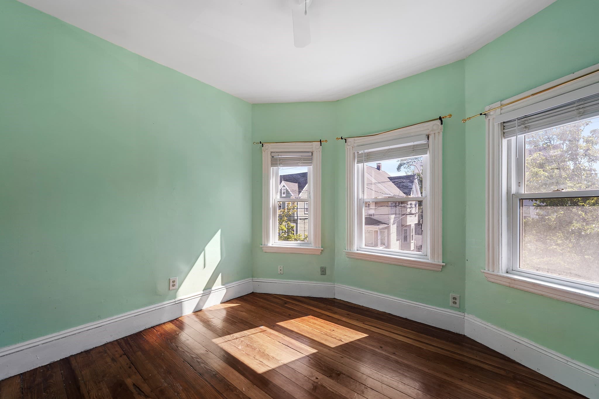 Single Family Residence at 40 Baker Road, Everett MA 02149, Everett, photo 17 of 32